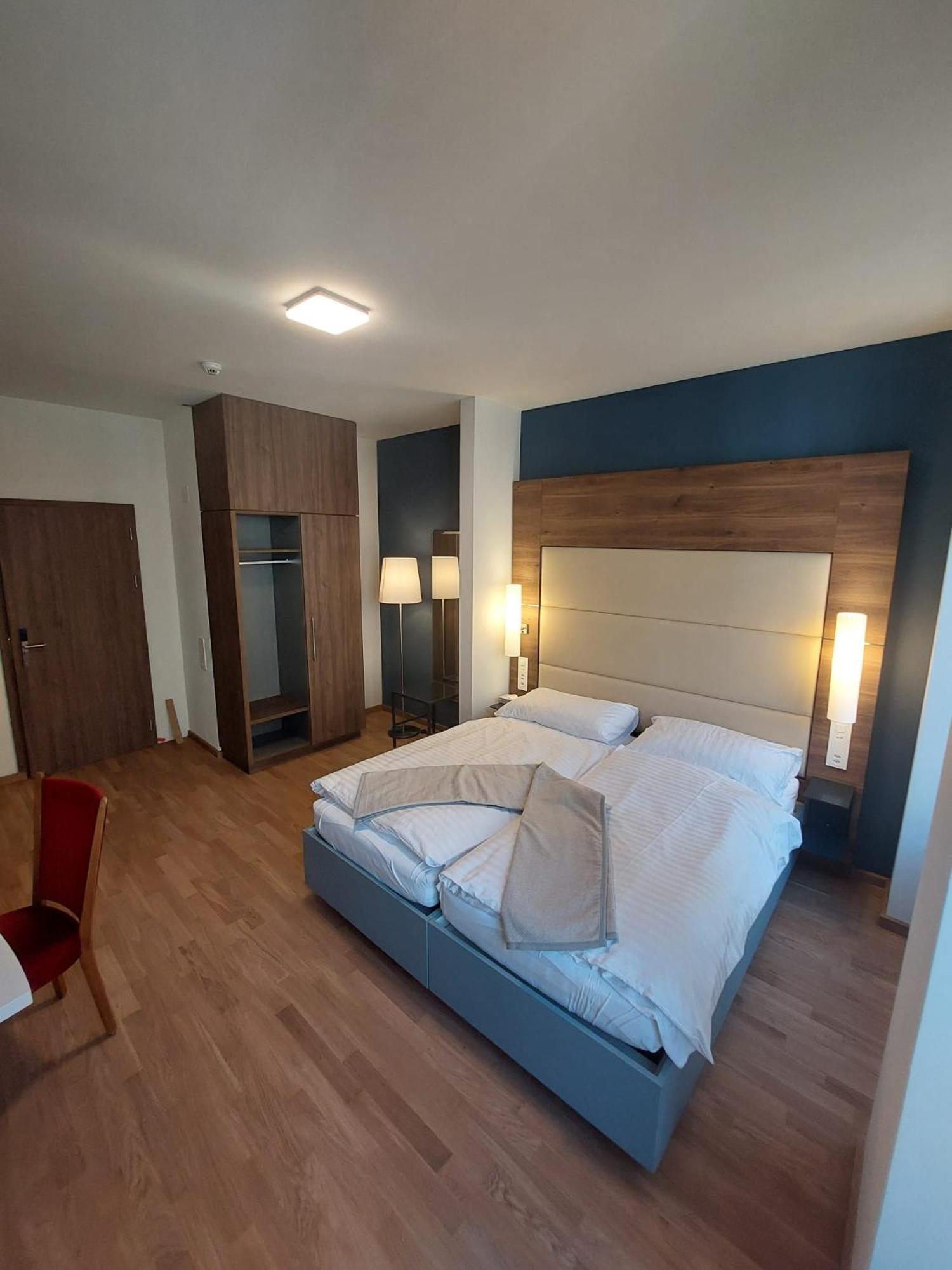 Hotel Post Glarnerhof Glarus Eksteriør billede