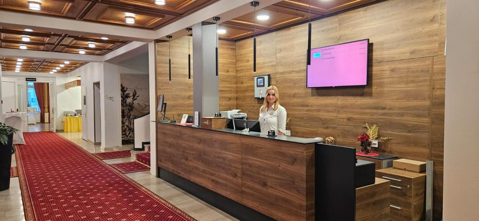 Hotel Post Glarnerhof Glarus Eksteriør billede