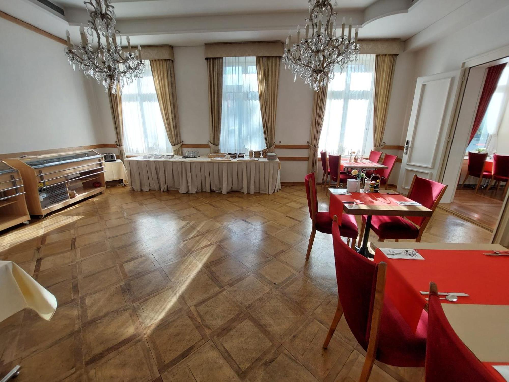 Hotel Post Glarnerhof Glarus Eksteriør billede